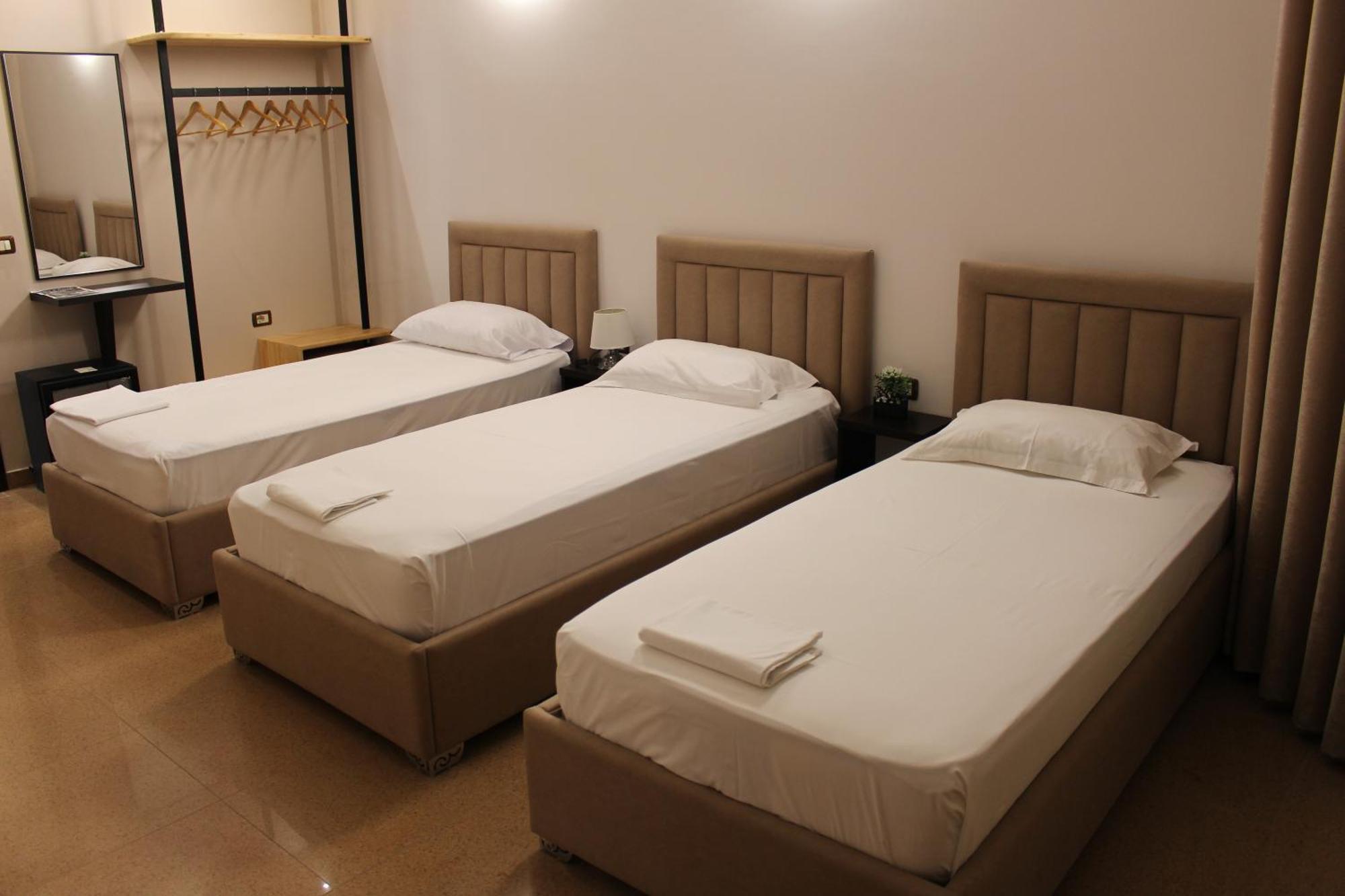Hotel Vila Maledhi Berat Eksteriør bilde